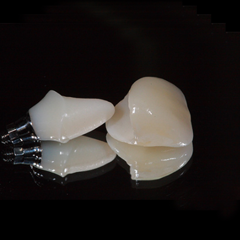 Trụ Zirconia