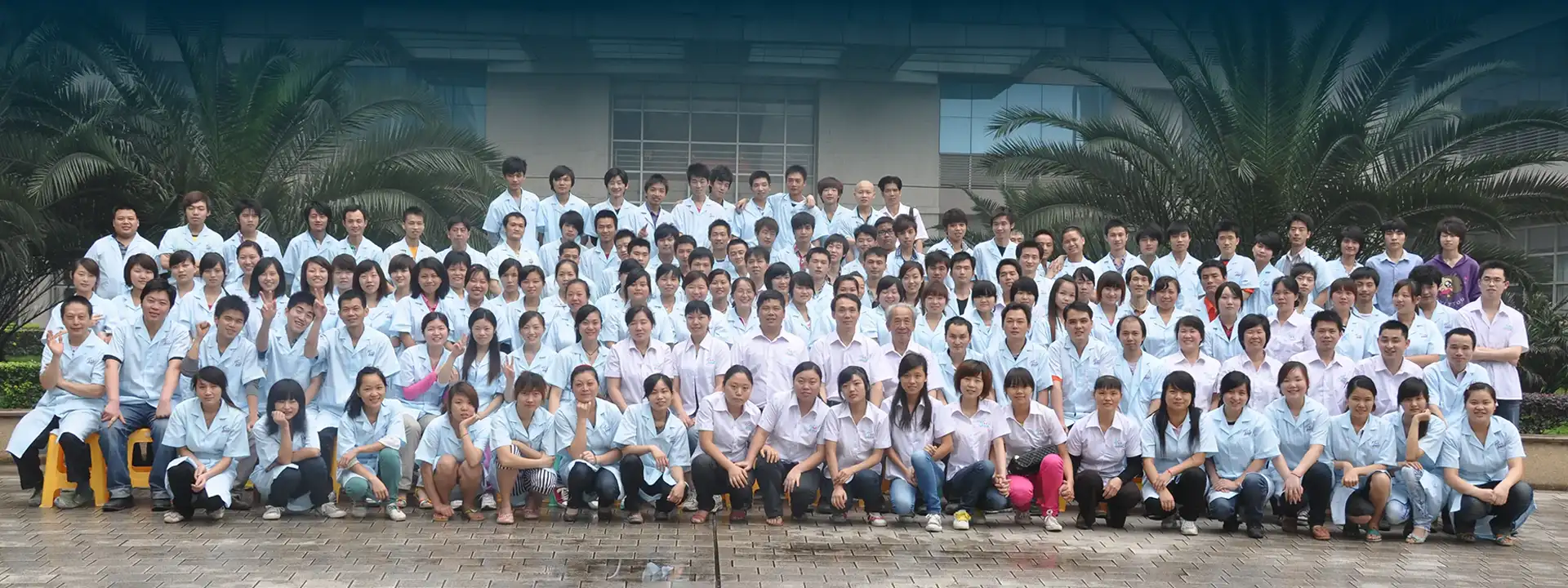 Đội ngũ phòng thí nghiệm nha khoa Trung Quốc
